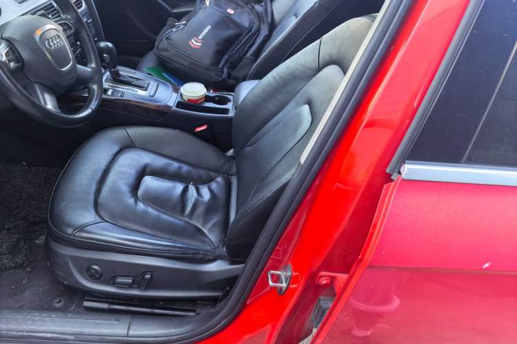 Used Audi A4L 2012 2.0 TFSI automatic Comfort trim level