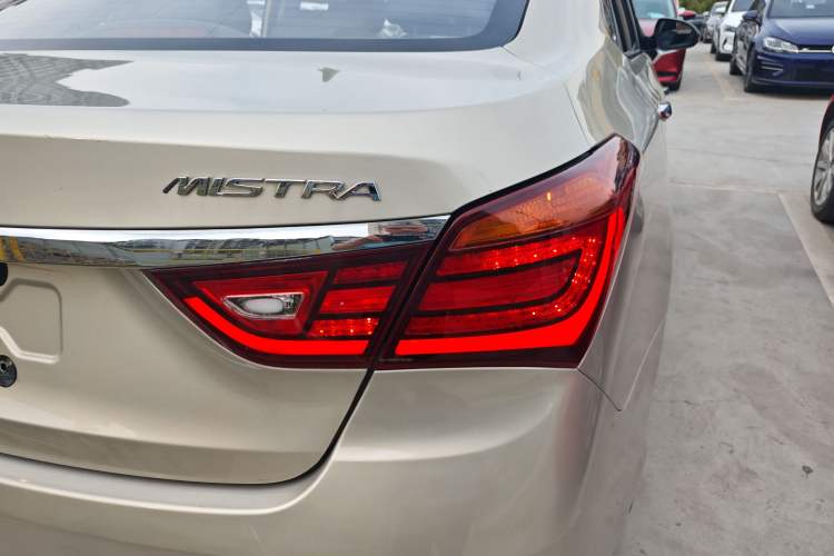 Used Hyundai Mistra 2017 1.8L Automatic Deluxe DLX Model China V Emission Standard
