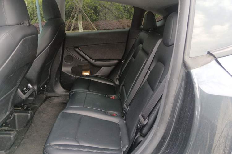 Used Tesla Model Y 2024 Rear-Wheel-Drive Version
