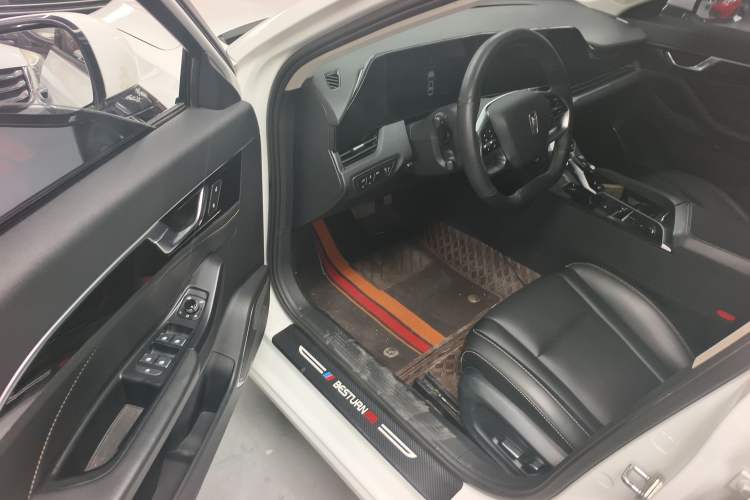 Used Bestune B70 2022 1.5T Automatic 15th Anniversary Classic Edition
