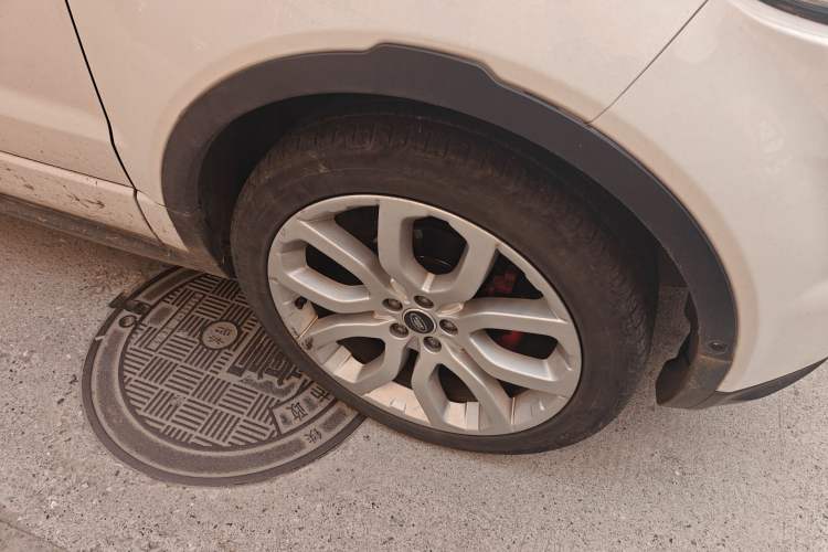 Used Land Rover Range Evoque 2013 2.0T 5-Door Ignite Edition Right Front Wheel Hub