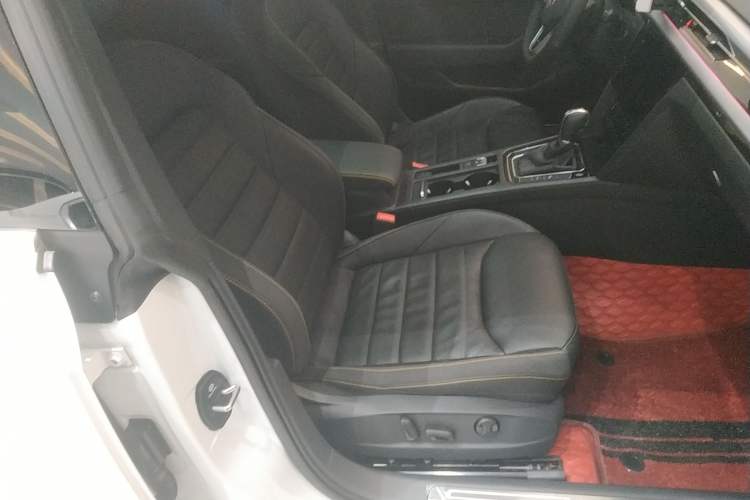 Used Volkswagen FAW-Volkswagen CC 2025 380TSI Striking All-Inclusive Edition Right Front Seat