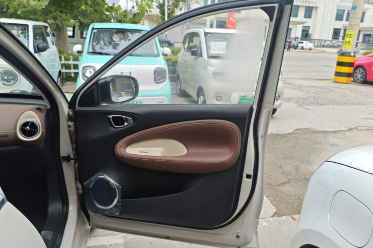 Used Wuling Bingo 2024 410 km Lingxi Deluxe Edition