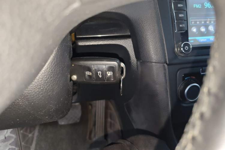 Used Volkswagen Golf 2012 1.6L Automatic Comfort Model Vehicle Key