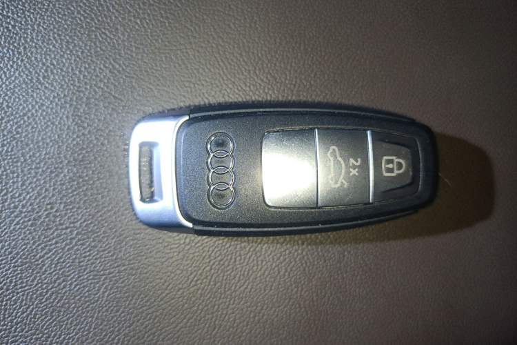 Used Audi Q6 2024 45 TFSI quattro Qiyun Edition Yulin Package 7 Seats
