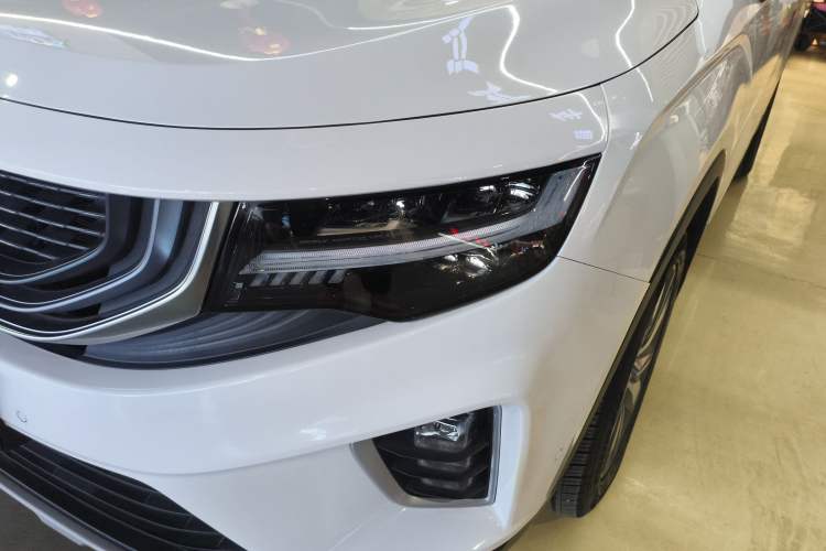 Used Geely Auto Haoyue 2020 1.8TD DCT Flagship 7-Seater
