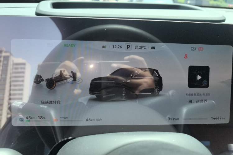 Used Hima AITO M8 2025 Model Pure Electric Max+ Six-Seat Four-Wheel-Drive Version
