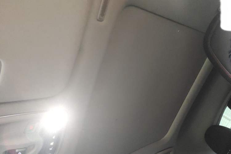 Used Lynk & Co 02 2018 1.5T DCT Two-Wheel Drive Sporty Version China V Standard Headliner