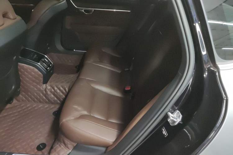 Used Volvo S90 2021 B5 Zhiyuan Luxury Edition
