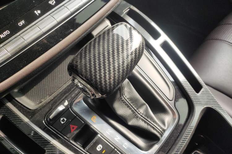 Used GAC Trumpchi M6 2019 270T DCT Prestige Edition (7-seater) China VI