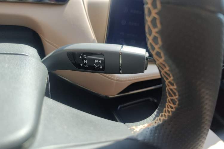 Used Deepal SL03 2022 1.5L 1200 Extended-Range Version Gear Lever