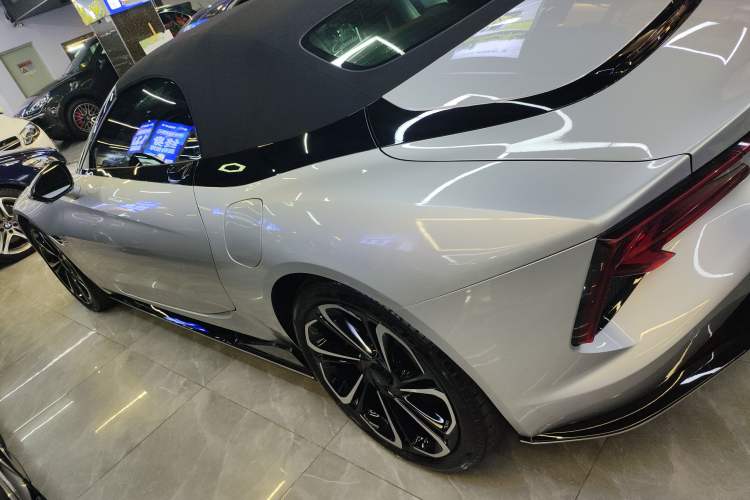 Used MG Cyberster 2024 520 km Legendary All-Wheel-Drive Version