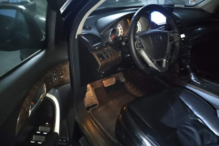 Used Acura MDX 2010 3.7 Comfort Edition