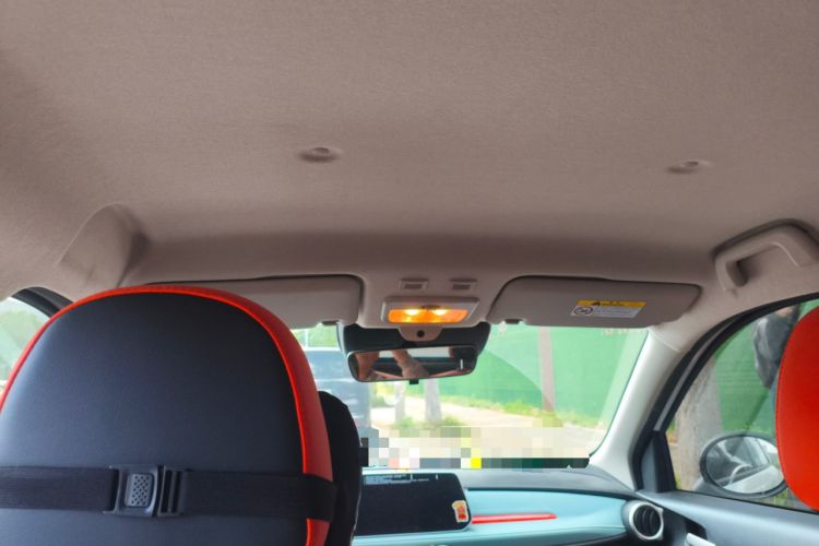 Used ORA Black Cat 2022 351 km Range Comfort Version Lithium Iron Phosphate
