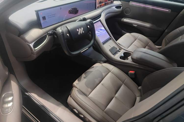 Used IM L6 2025 Ultra Model Left Front Seat