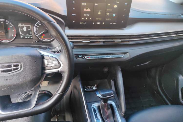 Used Geely Auto Vision X3 2021 PRO 1.5L CVT Deluxe Model
