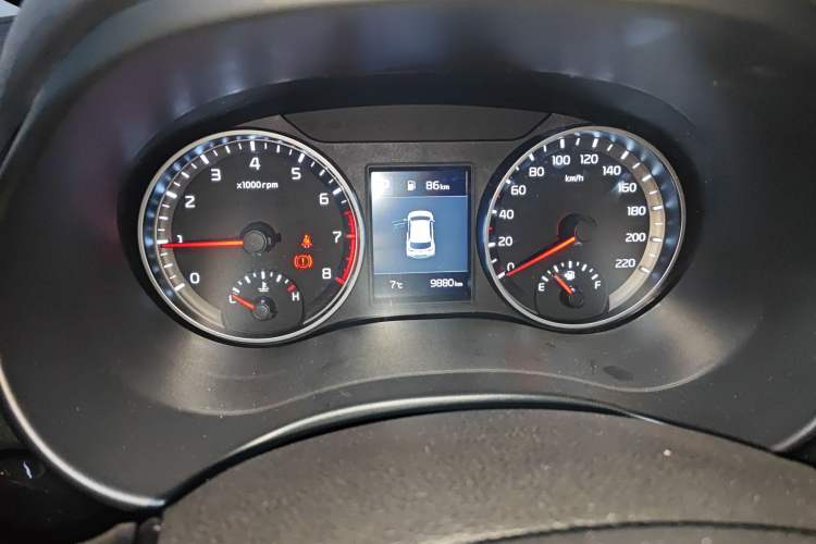 Used Kia kx1 Stonic 2021 1.4L CVT Sunroof Model