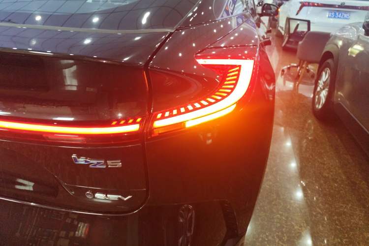 Used Toyota bZ5 2025 Model 550 PRO Smart Driving Edition Exterior 3