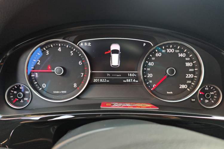 Used Volkswagen Touareg 2012 R-Line Luxury Model Instrument Cluster