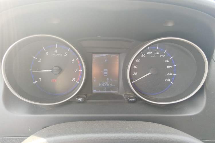 Used FORTHING Joyear X5 2016 1.6L Manual Luxury Edition