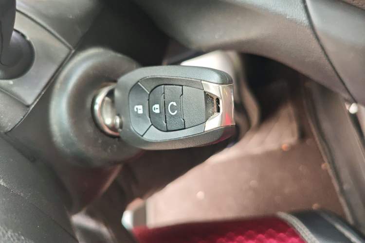 Used Chevrolet Trailblazer 2019 435T Redline CVT Two-Wheel Drive Chirui Version China VI Standard Vehicle Key