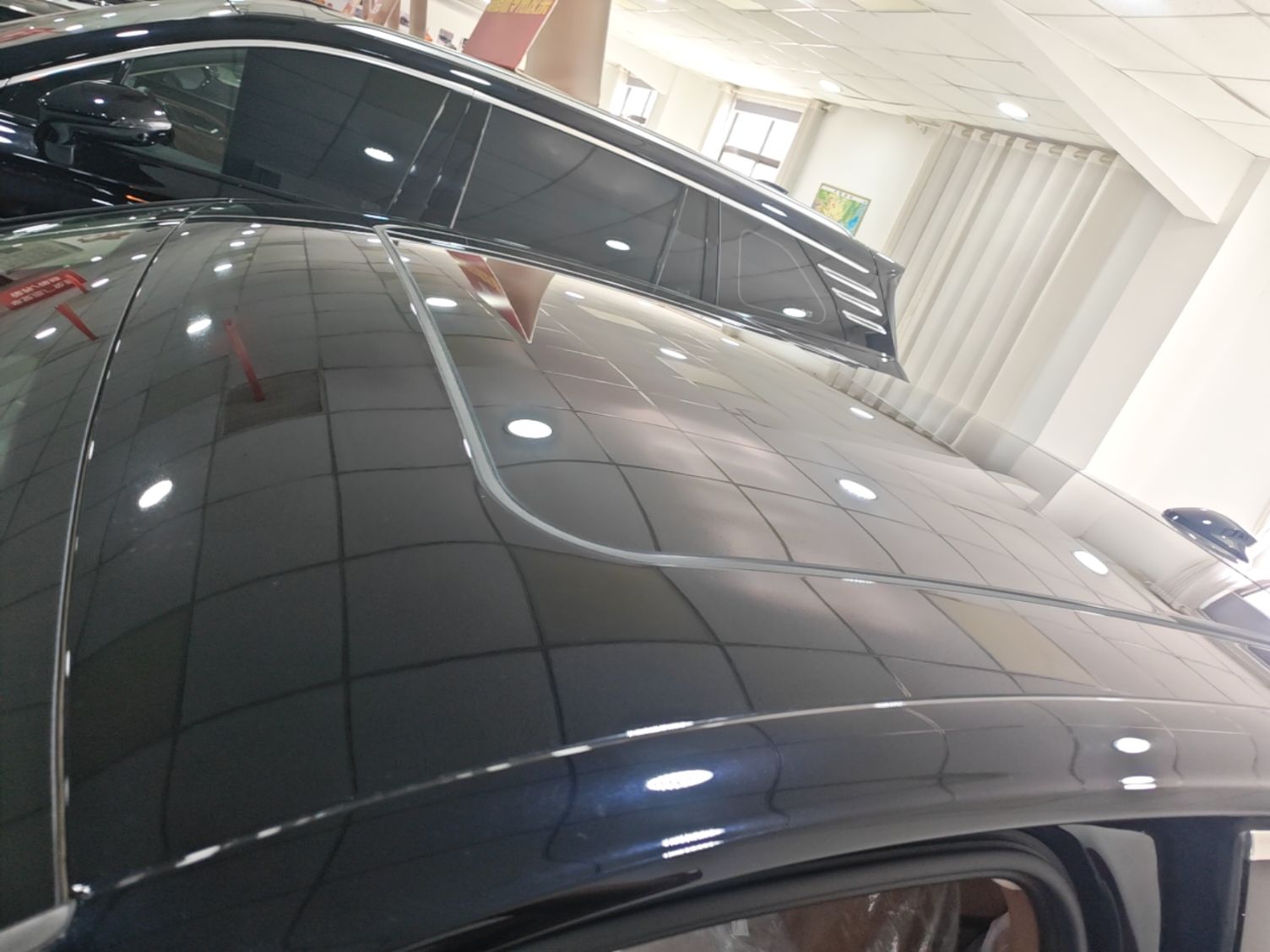 Hongqi H9 2025 Model Facelifted 2.0T Two-Wheel Drive Flag-Style Luxury Business Edition, 5 Seats - Chinese Trim Xiang — снимка 7