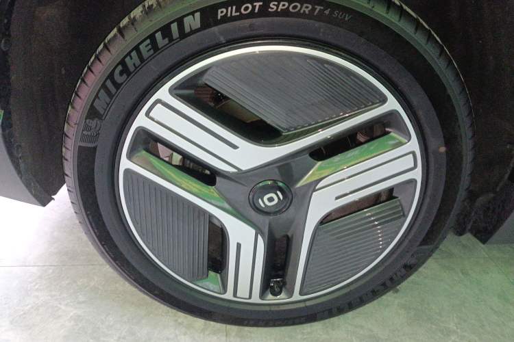 Used Qiyuan E07 2025 All-Electric 4x4 90kWh Ultra High-Performance Edition
