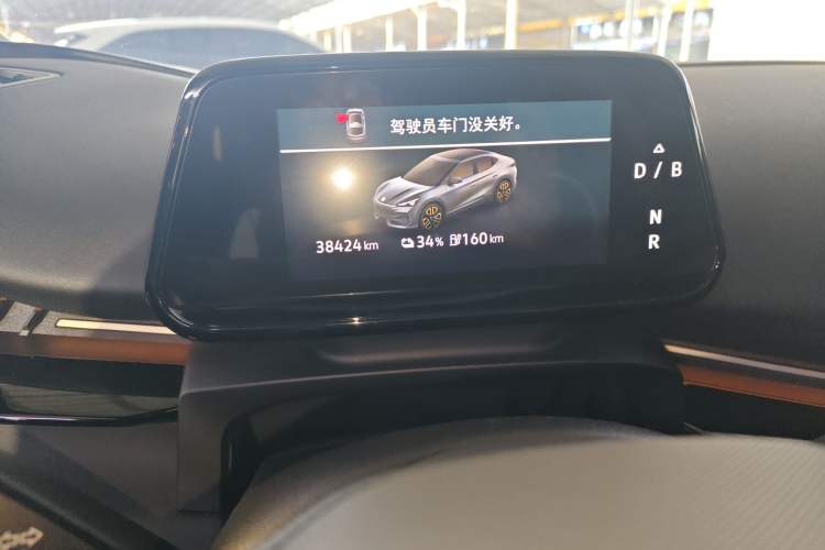 Used Volkswagen ID.UNYX 2024 Pro Long-Range Version