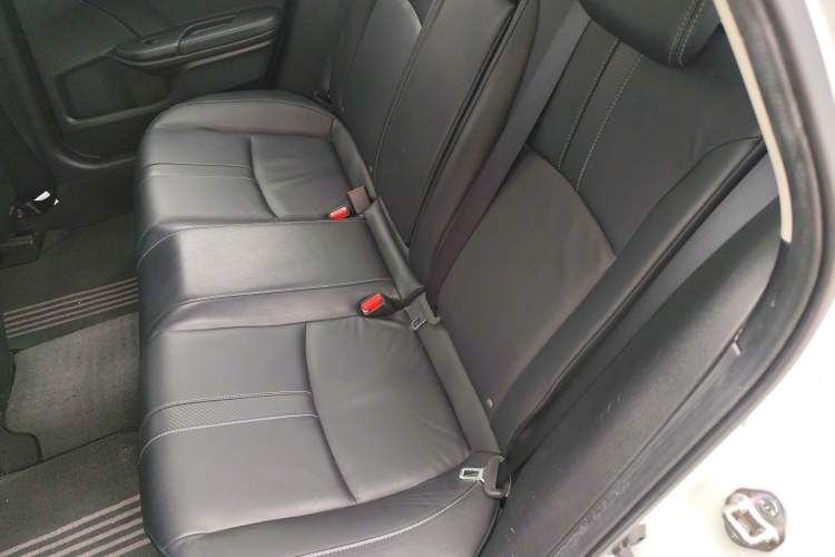 Used Honda Civic 2016 220TURBO CVT Prestige Edition
