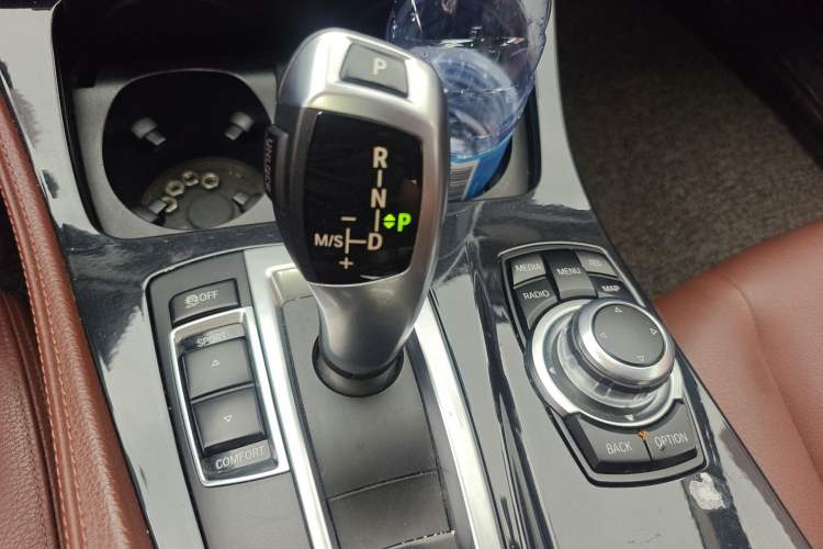 Used BMW 5 Series 2014 520Li Elegant Model Gear Lever