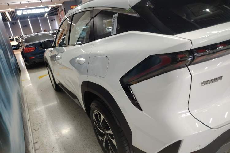 Used Geely Galaxy L7 2025 EM-i 115km Long-Range Version