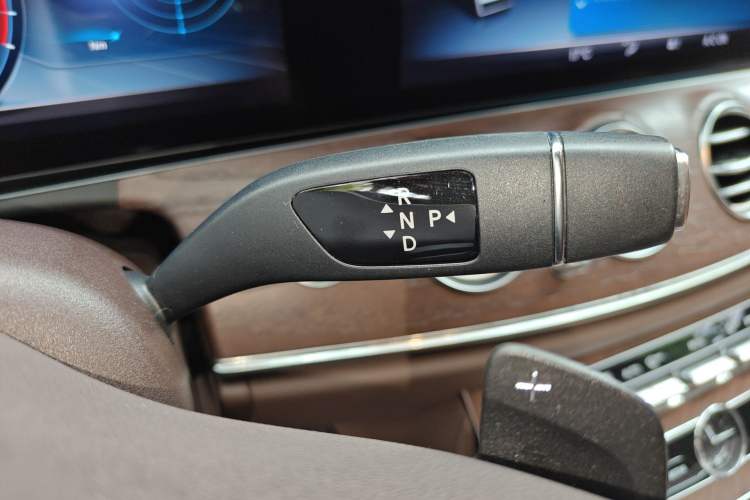 Used Mercedes-Benz E-Class 2020 E 300 L Luxury Model Gear Lever