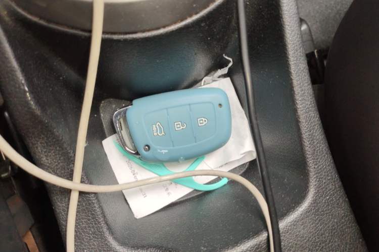 Used Hyundai Verna Ray 2014 1.6L Automatic TOP Vehicle Key