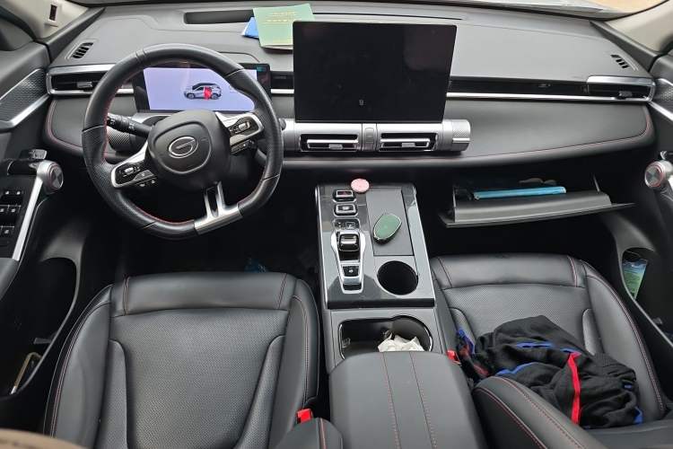 Used GAC Trumpchi EMKOO 2022 1.5T Supernova Max Edition Center Console