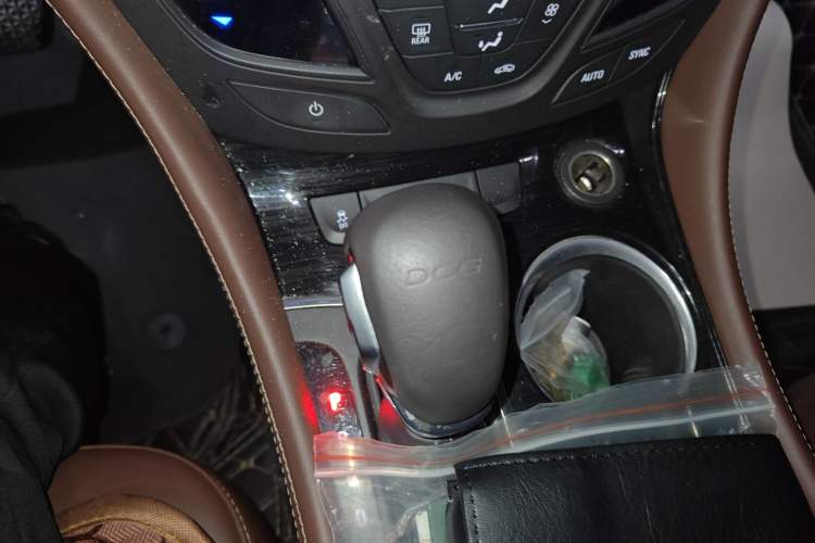 Used Buick Envision 2018 20T Two-Wheel Drive Luxury Model
