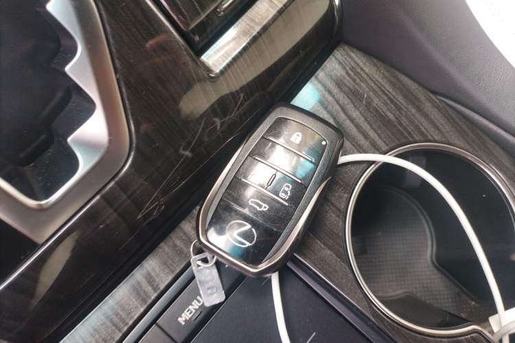 Used Lexus LM 2020 300h Four-Seat Grand Edition Vehicle Key