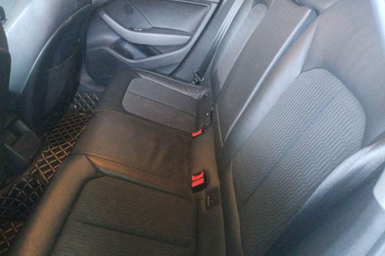 Used Audi A3 2020 Limousine 35 TFSI Fashion Edition China VI Emission Standard Left Rear Seat