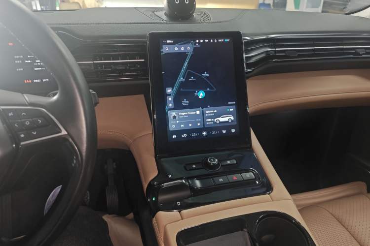 Used Nio ES8 2018 355 km Base Version 7-Seater Edition