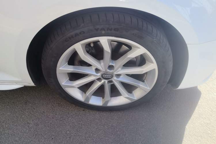 Used Audi A4L 2018 30th Anniversary Edition 40 TFSI Fashion Model