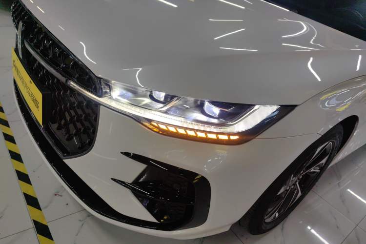 Used Lincoln Z 2022 Facelift iCool Deluxe Edition
