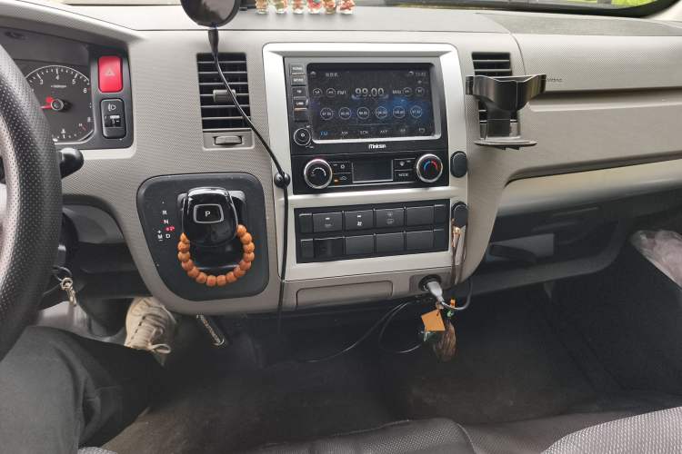 Used Yuejie Camaster 7 Series 2022 2.4L Camping Vehicle 4K22D4M
