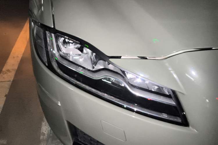 Used Jaguar XFL 2018 XFL 2.0T 250 PS Premium Edition
