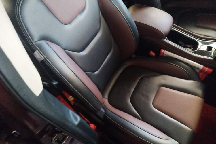 Used Dongfeng Fengon 580 2017 1.5T CVT Luxury Model