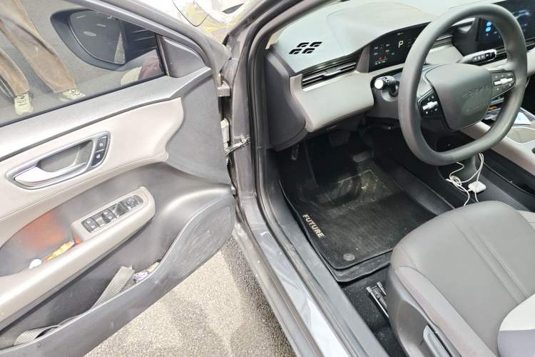 Used Roewe D6 2025 450 km Premium Edition
