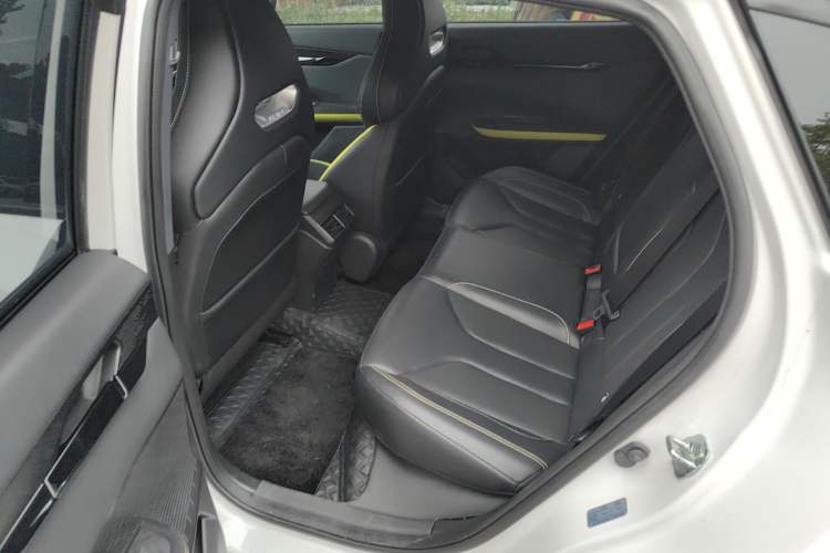 Used CHANGAN UNI-V 2022 2.0T Leading-Speed Edition
