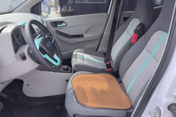 Used JMEV Xiao Qilin 2023 Joyful Edition 201km Comfort Model Left Front Seat