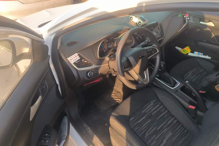 Used Chevrolet Cavalier 2018 320 Automatic Enjoyment Sunroof Edition Driver Seat