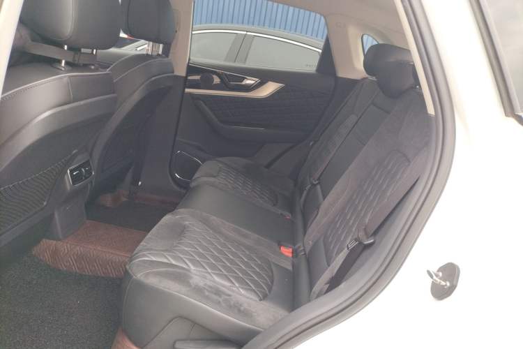 Used Hongqi HS5 2019 2.0T Smart Connect Flagship All-Wheel-Drive Version
