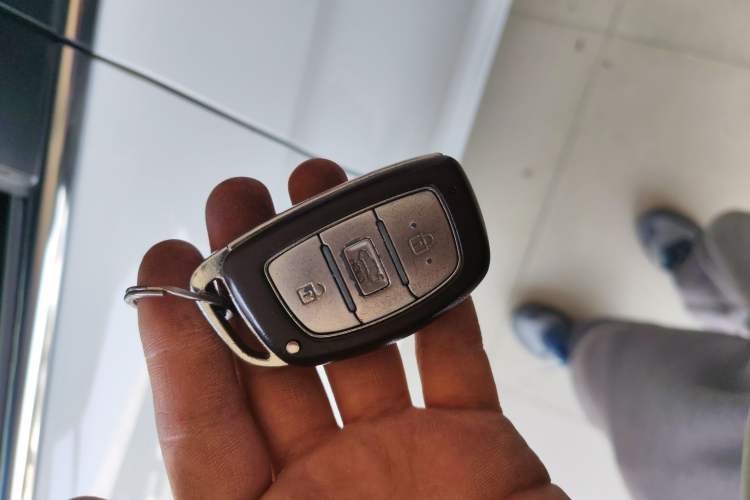 Used Hyundai Elantra (6th Generation / Lingdong) 2016 1.6L Automatic ZhiXuan – Elite Version