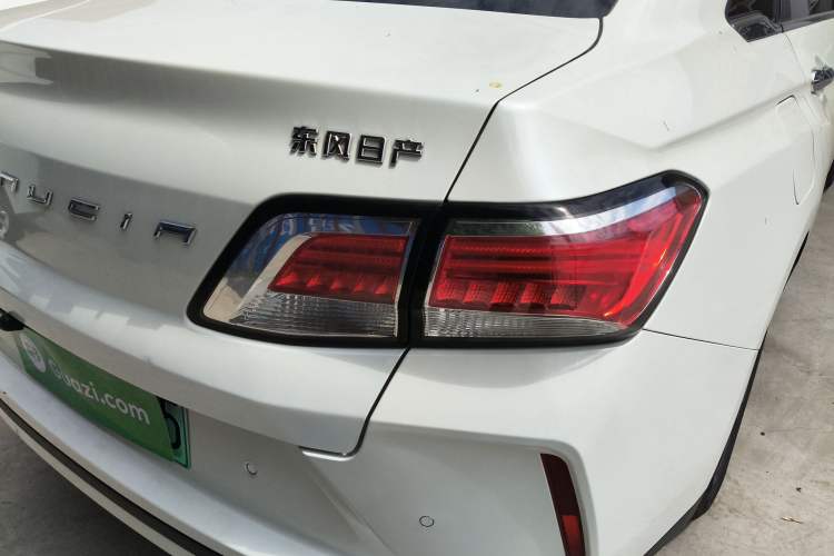 Used Venucia D60EV 2020 Standard Range T3 Exterior 3